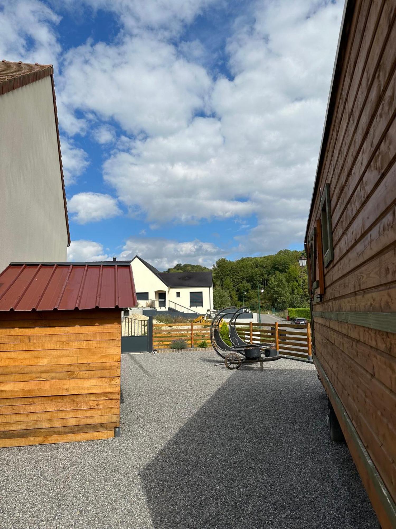 Chez Celia, Roulotte En Champagne Villa Fleury-la-Riviere Exterior photo
